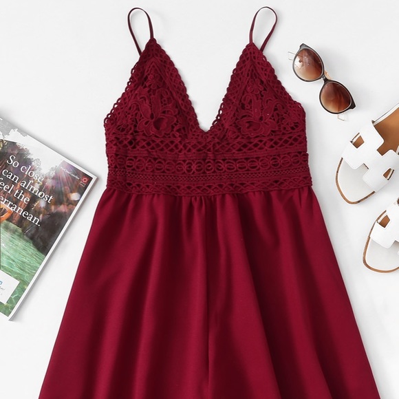 Dresses & Skirts - Flirty NEW red lace & bow tie back cami romper 💓